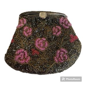 Hand Beaded Clutch w/Crossbody Chain